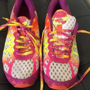 ASICS swim bike run triathalon tennis shoes 7.5